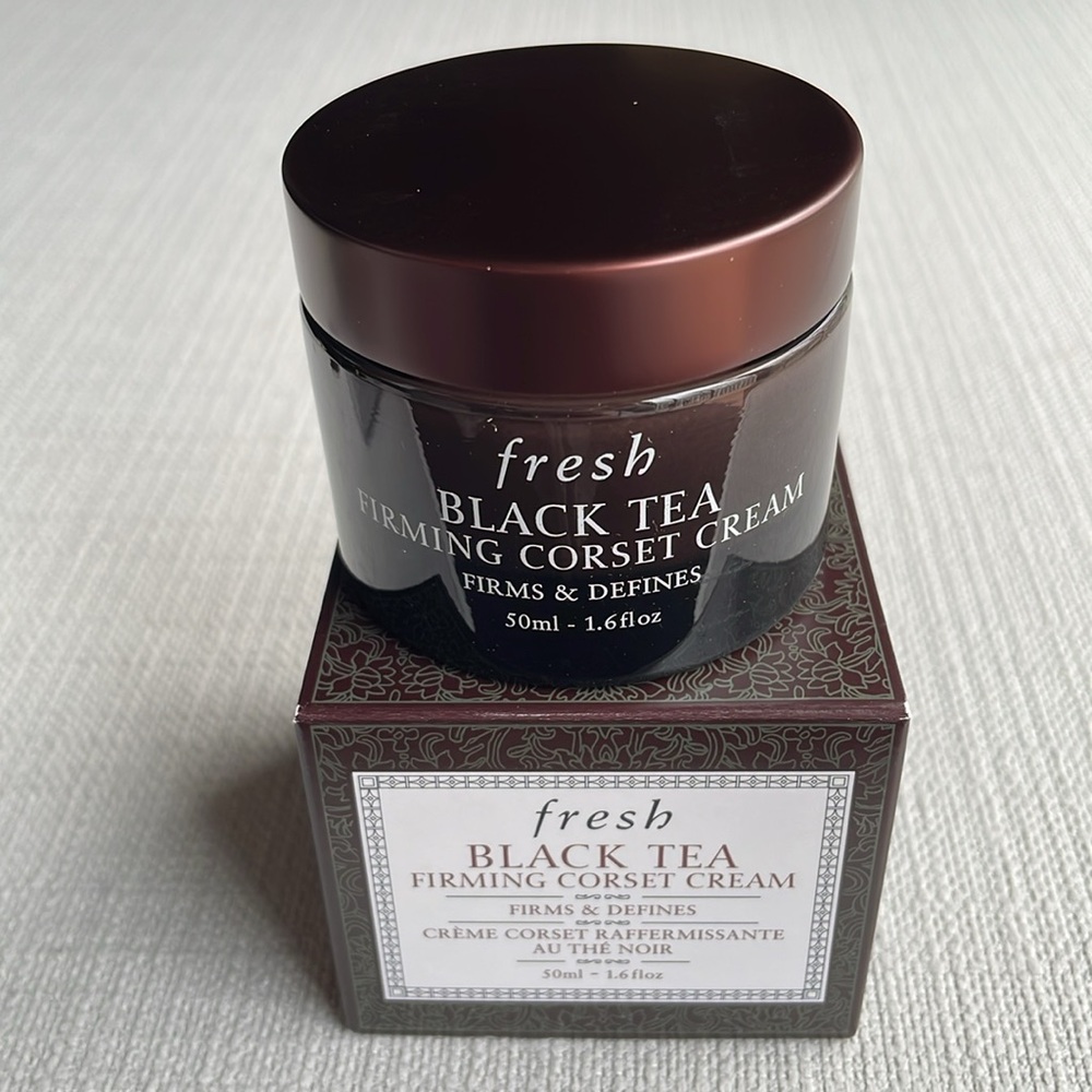 fresh Black Tea Corset Cream Firming Moisturizer